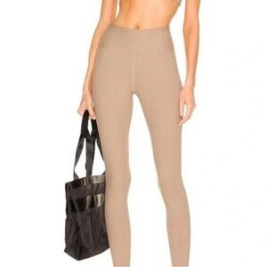 YEAR OF OURS Caribou Tan Ribbed High-Rise Compression Leggings sz M